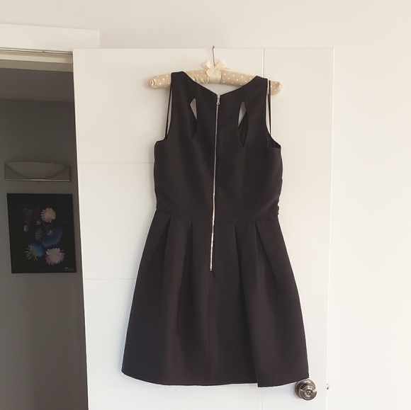 Black Taylor Dress s6 - Picture 2 of 4